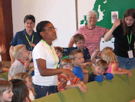 Opening Kids05_small